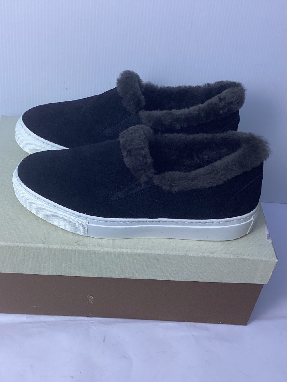 M.Gemi The Cerchio slip on suede shearling sneakers Sz 35